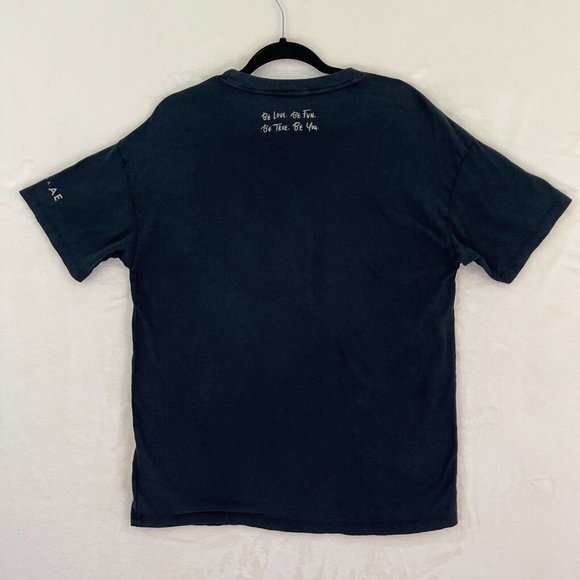 Disney x American Eagle Black Mickey Mouse Graphic Tee Men's Size Small - Picture 7 of 8